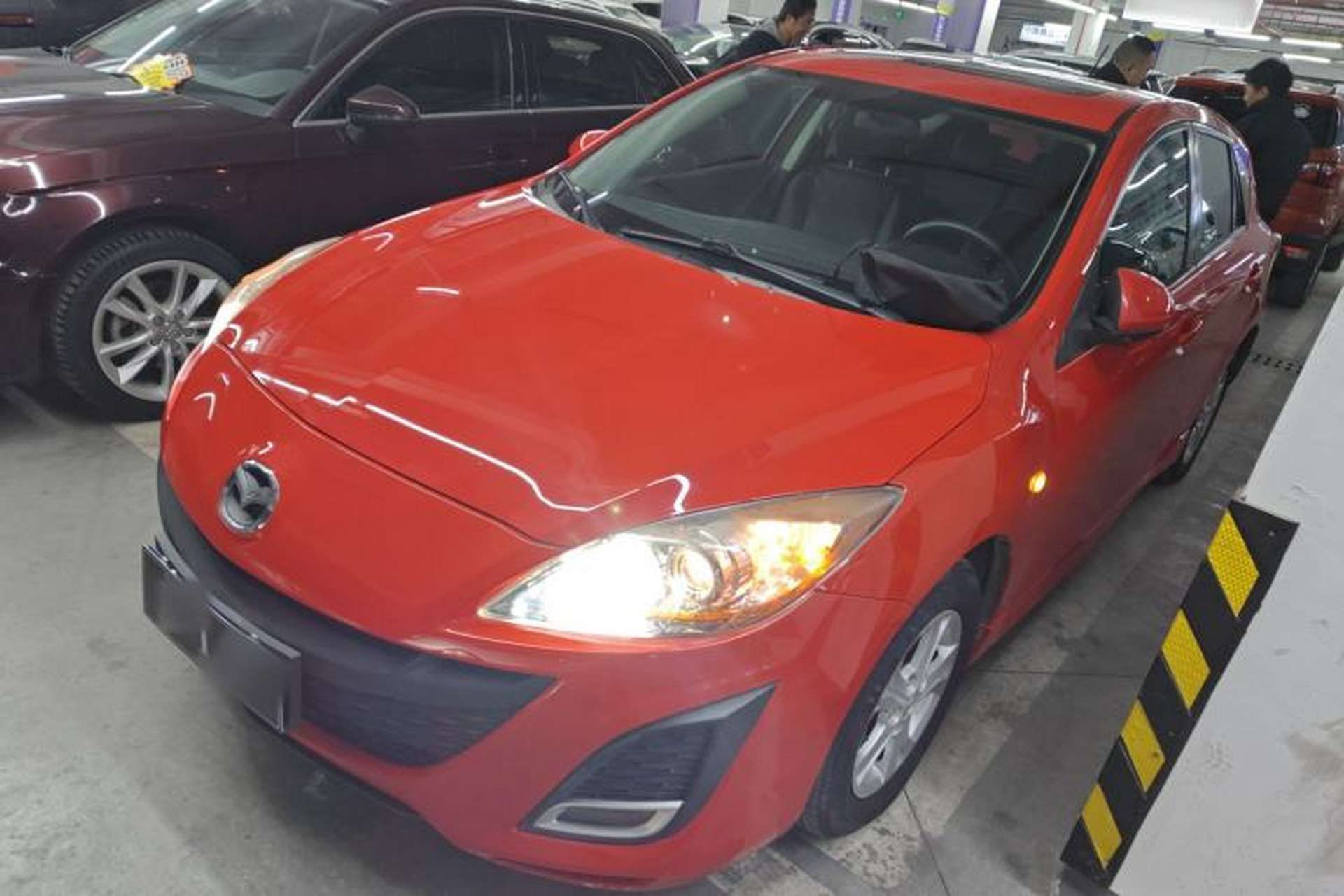 Used Mazda 3 2013 Hatchback 1.6L Automatic Elite Model Front Left 45 Deg