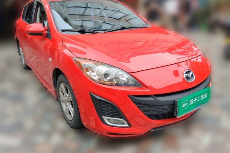 Used Mazda 3 2013 Hatchback 1.6L Automatic Elite Model Front Right 45 Deg