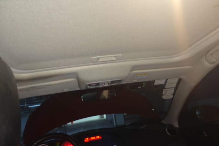 Used Mazda 3 2013 Hatchback 1.6L Automatic Elite Model Headliner