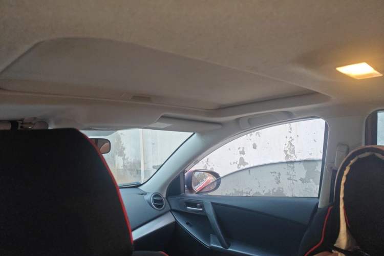 Used Mazda 3 2013 Sedan 1.6L Manual Elite Model Headliner