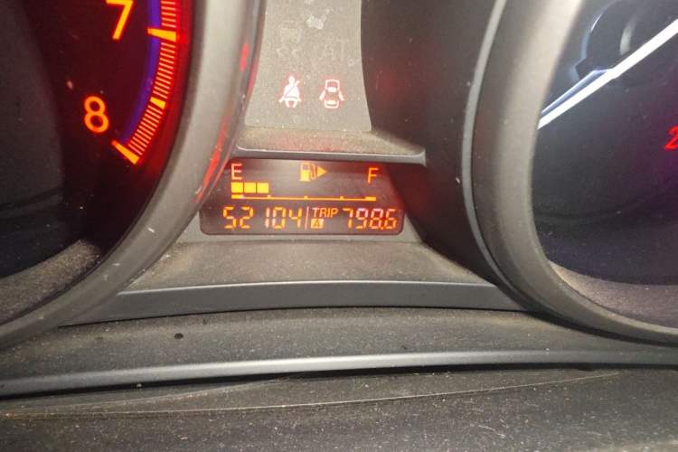 Used Mazda 3 2013 Hatchback 1.6L Automatic Elite Model Odometer Close Up