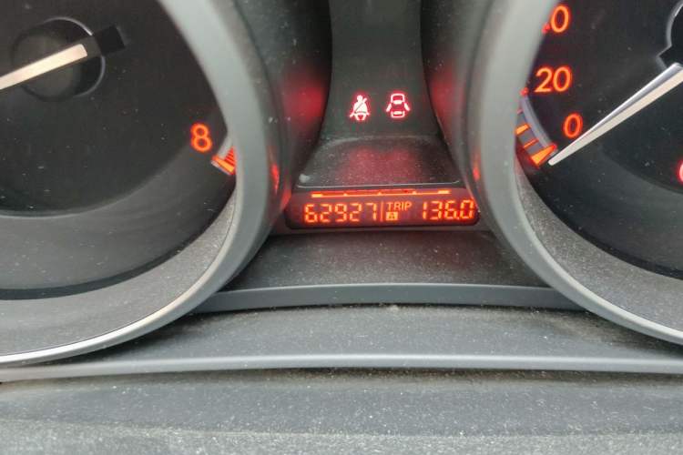 Used Mazda 3 2013 Hatchback 1.6L Automatic Elite Model Odometer Close Up