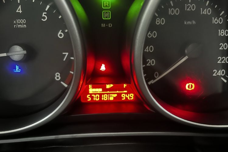 Used Mazda 3 2013 Sedan 1.6L Automatic Elite Model Odometer Close Up