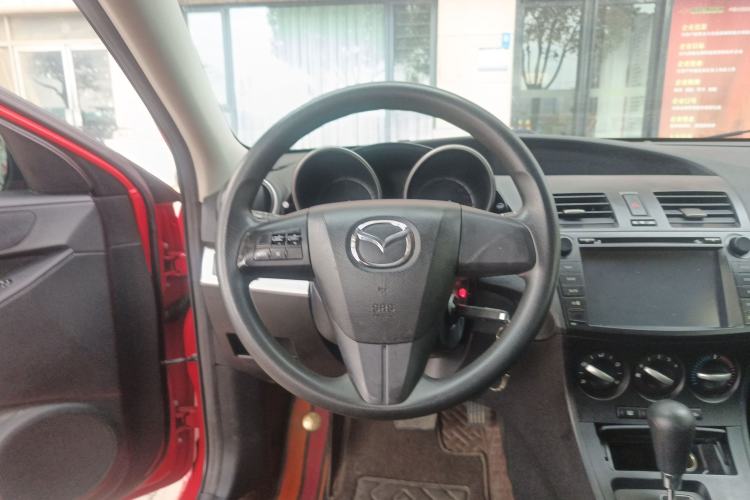 Used Mazda 3 2013 Hatchback 1.6L Automatic Elite Model Steering Wheel