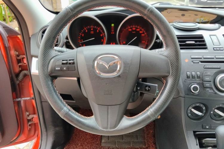 Used Mazda 3 2013 Hatchback 1.6L Automatic Elite Model Steering Wheel