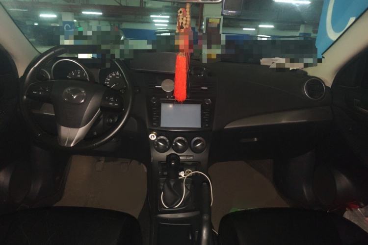 Used Mazda 3 2013 Sedan 1.6L Manual Elite Model Center Console