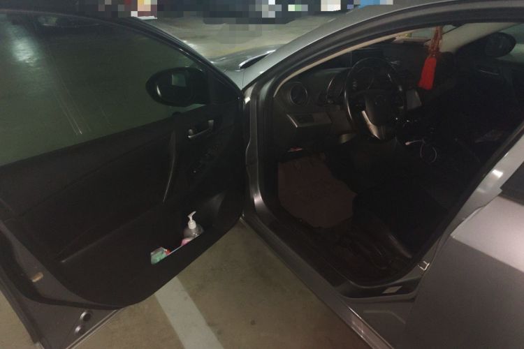 Used Mazda 3 2013 Sedan 1.6L Manual Elite Model Driver Seat