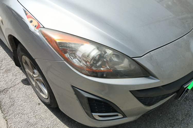 Used Mazda 3 2013 Sedan 1.6L Manual Elite Model Right Front Headlight
