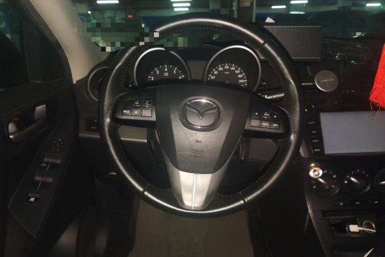 Used Mazda 3 2013 Sedan 1.6L Manual Elite Model Steering Wheel