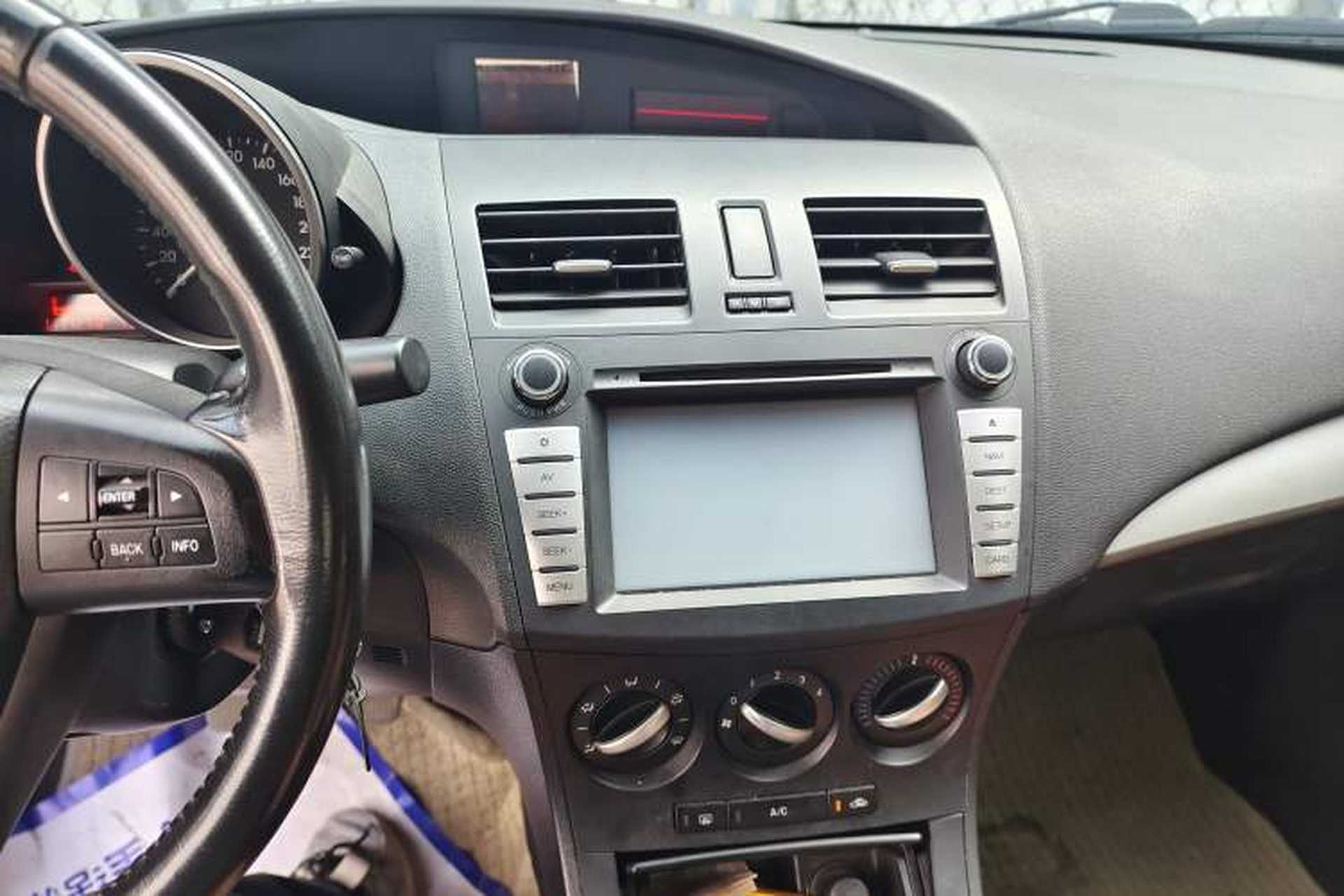 Used Mazda 3 2013 Sedan 1.6L Manual Elite Model Audio And AC Panel