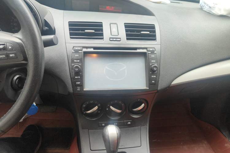 Used Mazda 3 2013 Sedan 1.6L Automatic Elite Model Audio And AC Panel