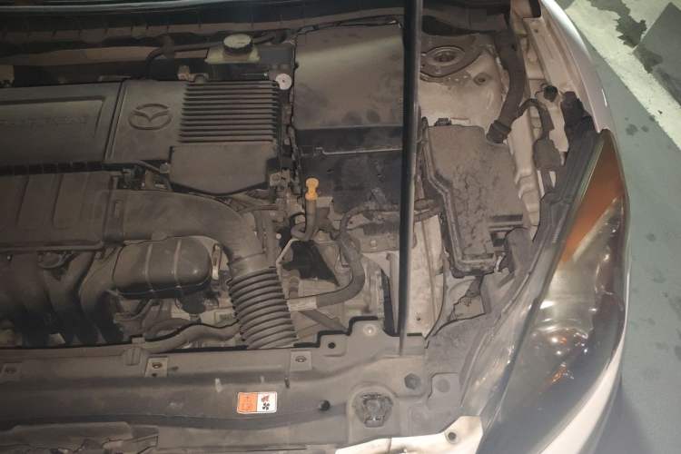 Used Mazda 3 2013 Hatchback 1.6L Automatic Elite Model Engine Bay Left