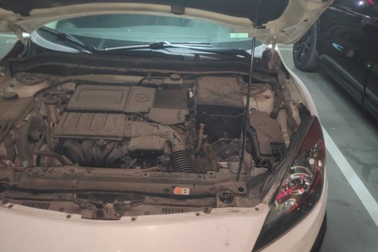 Used Mazda 3 2013 Hatchback 1.6L Automatic Elite Model Engine Bay Left