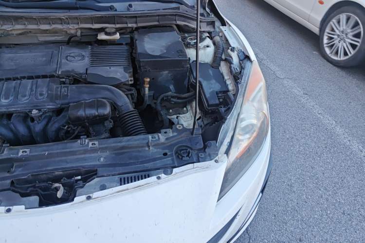 Used Mazda 3 2013 Sedan 1.6L Automatic Elite Model Engine Bay Left