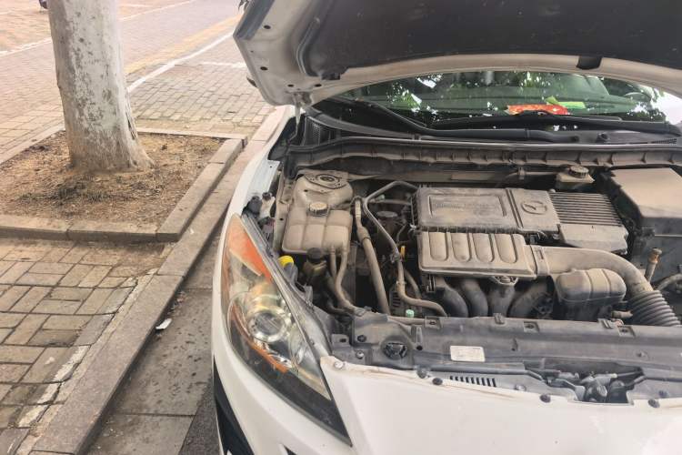 Used Mazda 3 2013 Sedan 1.6L Automatic Elite Model Engine Bay Right