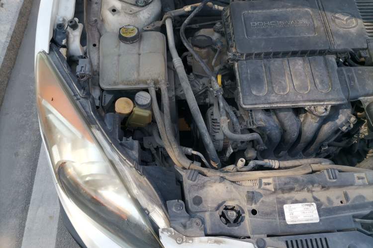 Used Mazda 3 2013 Sedan 1.6L Automatic Elite Model Engine Bay Right
