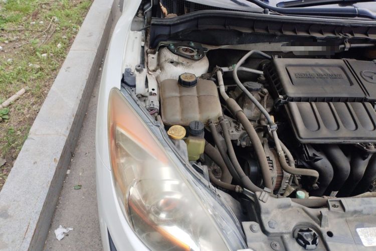 Used Mazda 3 2013 Hatchback 1.6L Automatic Elite Model Engine Bay Right