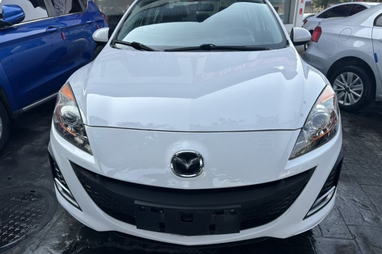 Used Mazda 3 2013 Sedan 1.6L Automatic Elite Model Exterior 1