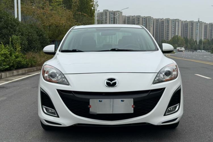 Used Mazda 3 2013 Sedan 1.6L Automatic Elite Model Exterior 2
