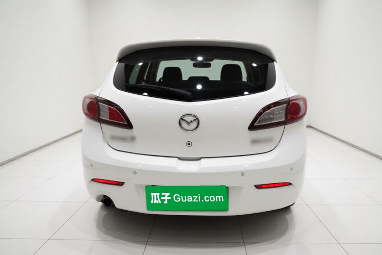Used Mazda 3 2013 Hatchback 1.6L Automatic Elite Model Exterior 4