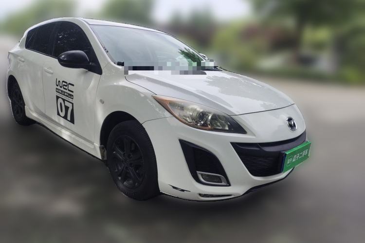 Used Mazda 3 2013 Hatchback 1.6L Automatic Elite Model Front Right 45 Deg