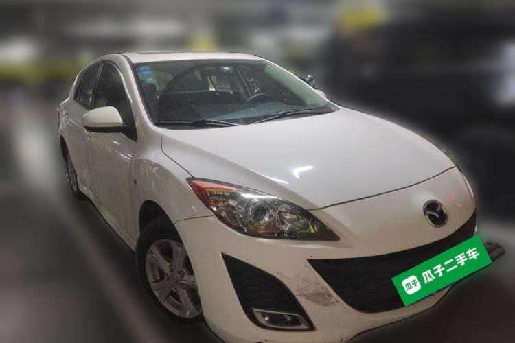 Used Mazda 3 2013 Hatchback 1.6L Automatic Elite Model Front Right 45 Deg
