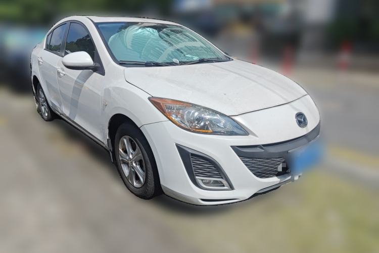Used Mazda 3 2013 Sedan 1.6L Automatic Elite Model Front Right 45 Deg