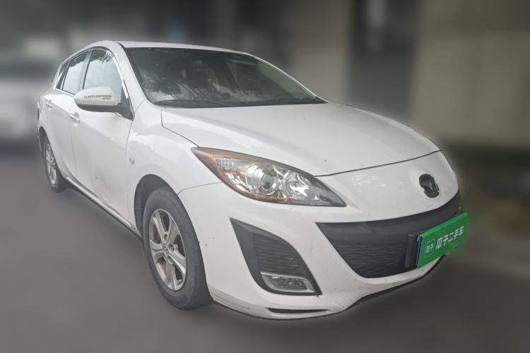 Used Mazda 3 2013 Hatchback 1.6L Automatic Elite Model Front Right 45 Deg