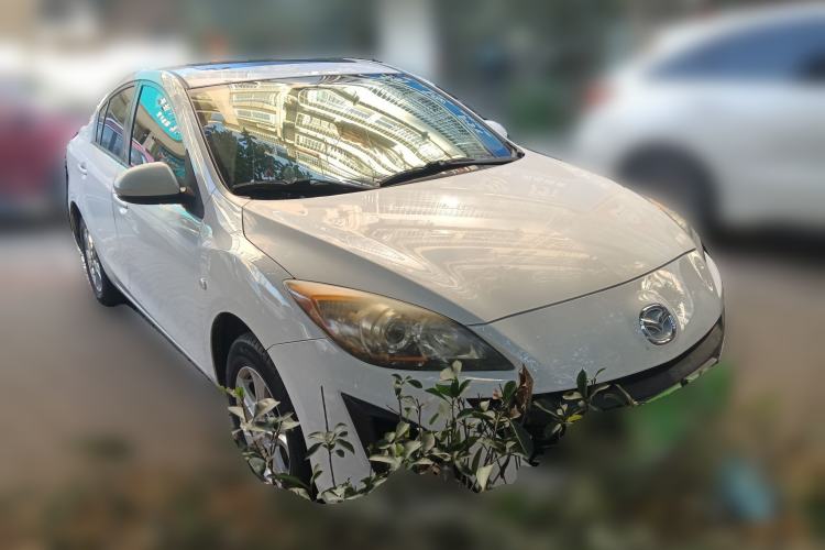Used Mazda 3 2013 Sedan 1.6L Automatic Elite Model Front Right 45 Deg