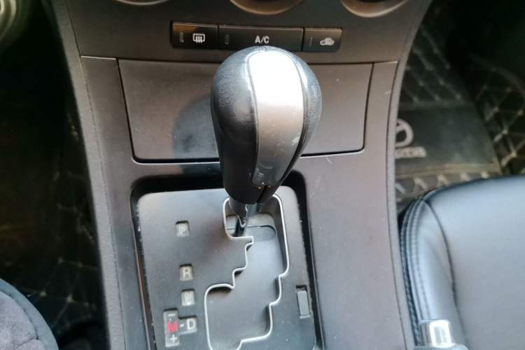 Used Mazda 3 2013 Sedan 1.6L Automatic Elite Model Gear Lever