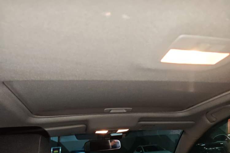 Used Mazda 3 2013 Sedan 1.6L Automatic Elite Model Headliner