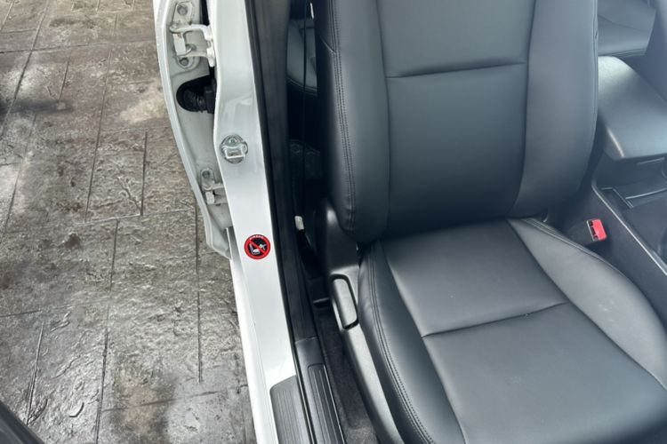 Used Mazda 3 2013 Sedan 1.6L Automatic Elite Model Interior 7