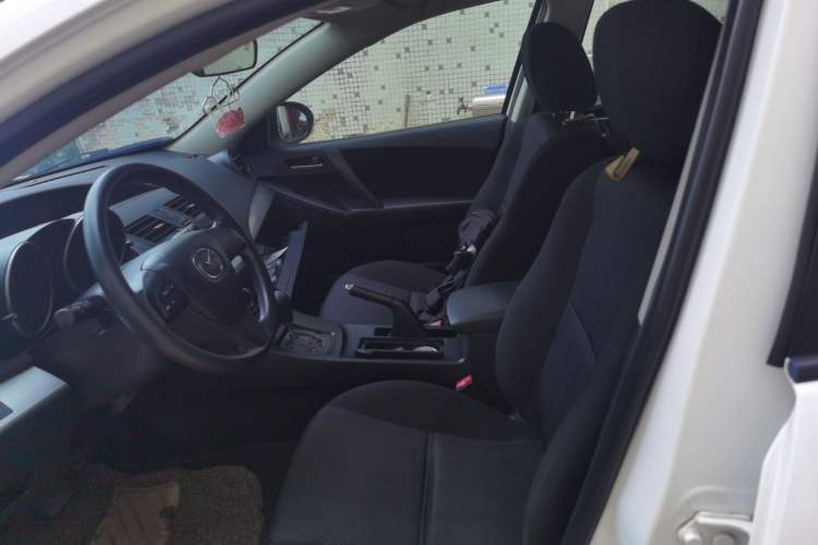 Used Mazda 3 2013 Hatchback 1.6L Automatic Elite Model Left Front Seat