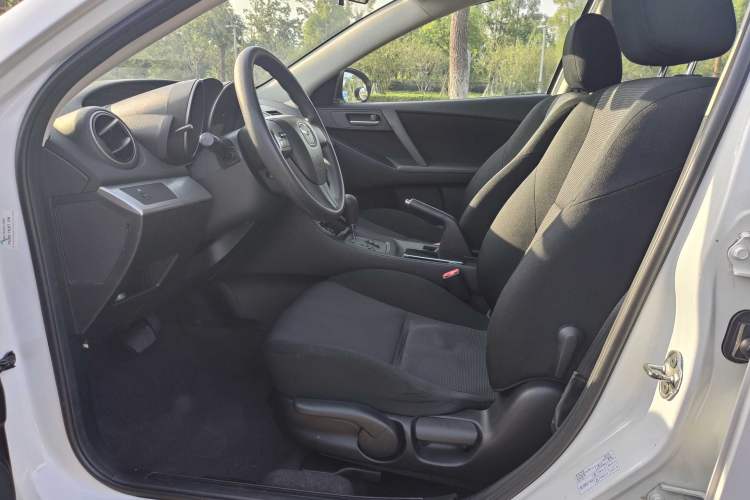 Used Mazda 3 2013 Hatchback 1.6L Automatic Elite Model Left Front Seat