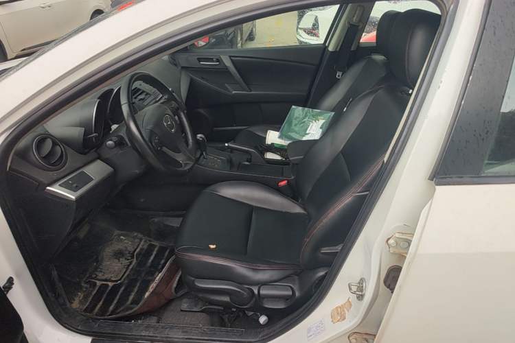 Used Mazda 3 2013 Sedan 1.6L Automatic Elite Model Left Front Seat