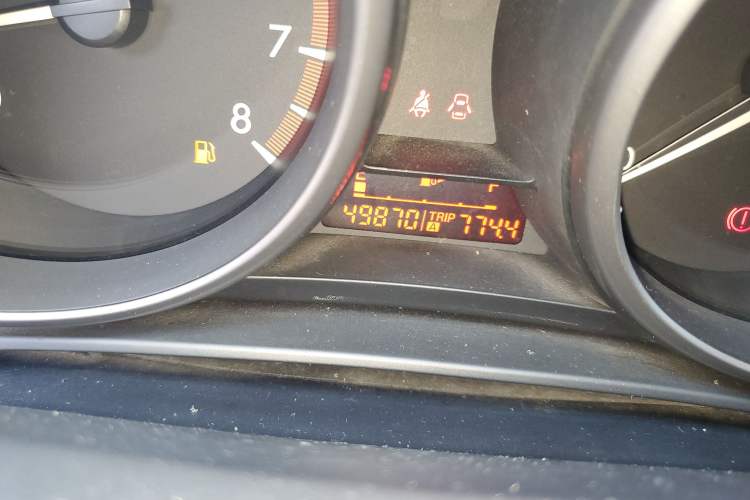 Used Mazda 3 2013 Sedan 1.6L Automatic Elite Model Odometer Close Up
