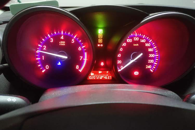 Used Mazda 3 2013 Hatchback 1.6L Automatic Elite Model Odometer Close Up