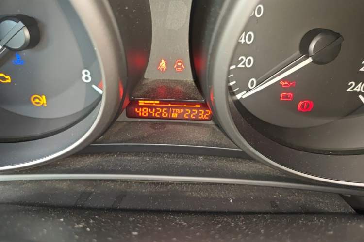 Used Mazda 3 2013 Sedan 1.6L Automatic Elite Model Odometer Close Up