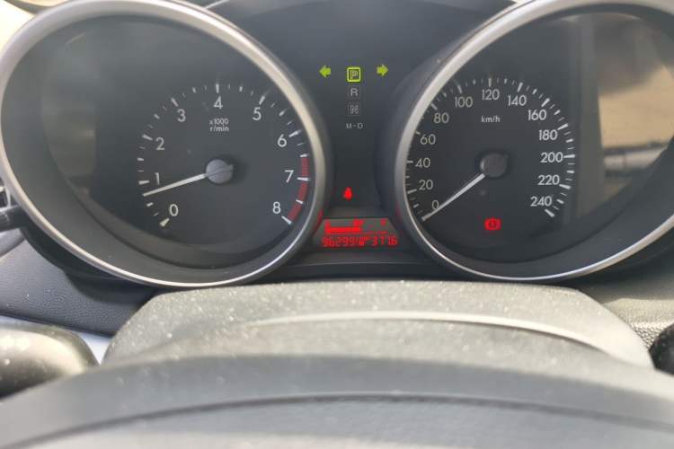 Used Mazda 3 2013 Sedan 1.6L Automatic Elite Model Odometer Close Up