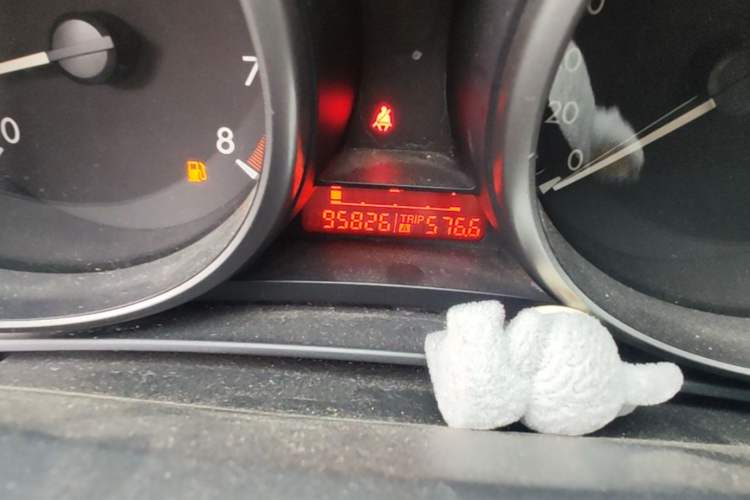 Used Mazda 3 2013 Sedan 1.6L Automatic Elite Model Odometer Close Up