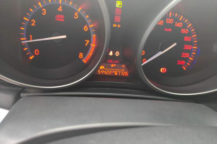 Used Mazda 3 2013 Hatchback 1.6L Automatic Elite Model Odometer Close Up