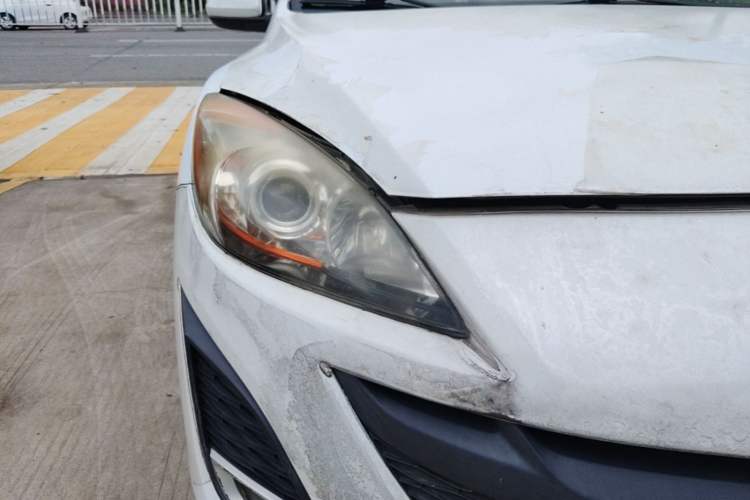 Used Mazda 3 2013 Hatchback 1.6L Automatic Elite Model Right Front Headlight