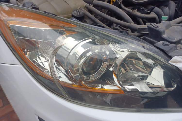 Used Mazda 3 2013 Sedan 1.6L Automatic Elite Model Right Front Headlight