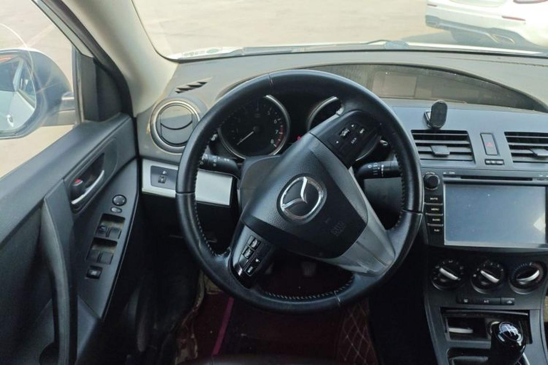 Used Mazda 3 2013 Sedan 1.6L Manual Elite Model Steering Wheel