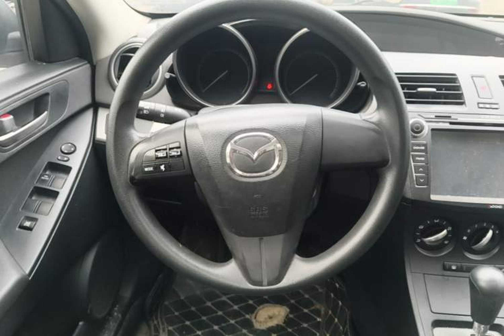 Used Mazda 3 2013 Hatchback 1.6L Automatic Elite Model Steering Wheel