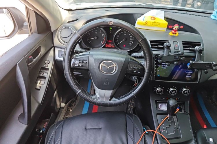 Used Mazda 3 2013 Sedan 1.6L Automatic Elite Model Steering Wheel