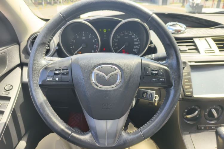 Used Mazda 3 2013 Sedan 1.6L Automatic Elite Model Steering Wheel