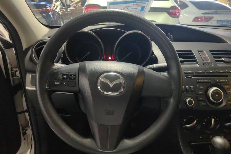 Used Mazda 3 2013 Hatchback 1.6L Automatic Elite Model Steering Wheel