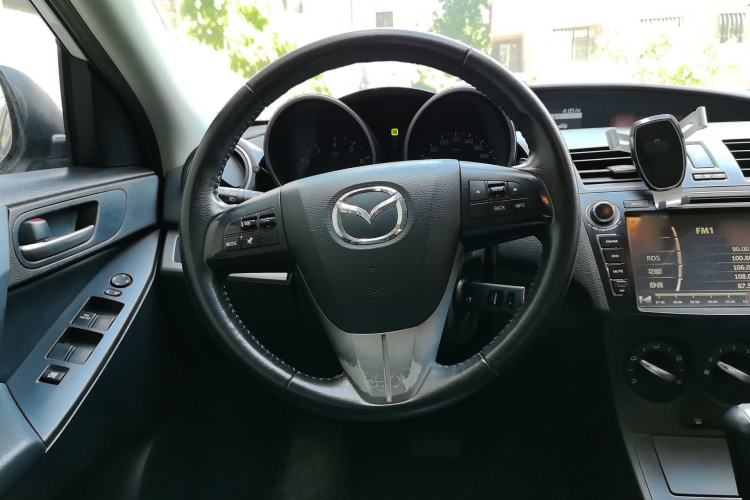 Used Mazda 3 2013 Sedan 1.6L Automatic Elite Model Steering Wheel