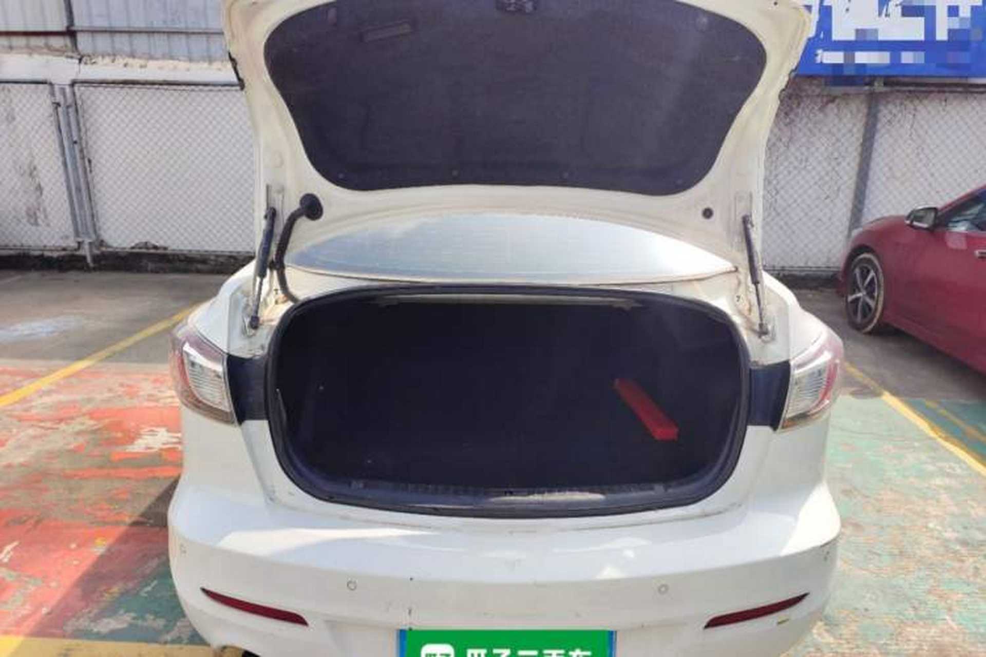 Used Mazda 3 2013 Sedan 1.6L Manual Elite Model Trunk